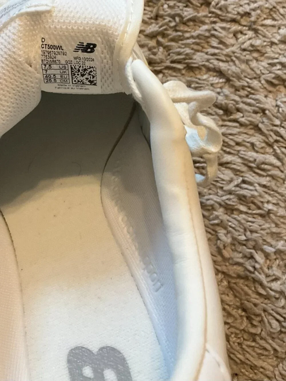 j.crew x new balance t500 unisex sneakers. size: mens - 7 1/2 M, Womens - 9M.
